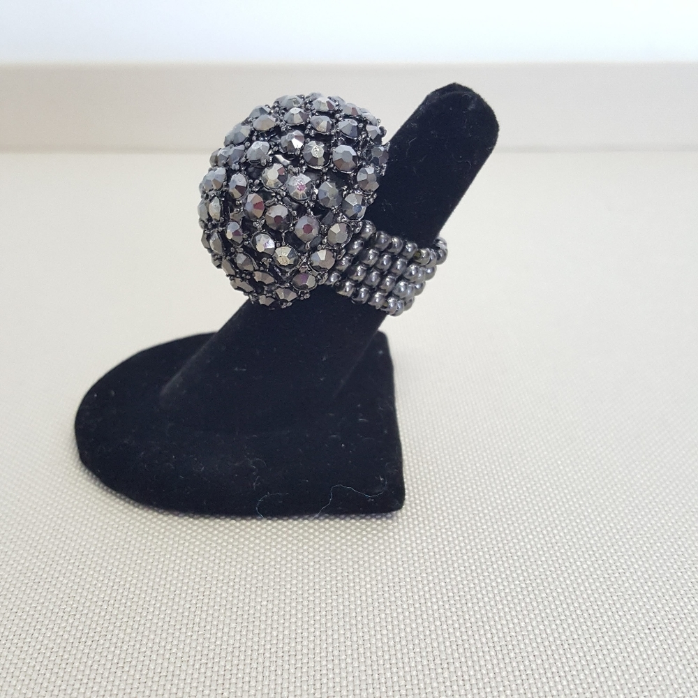 Ring - Picture 2 of 3